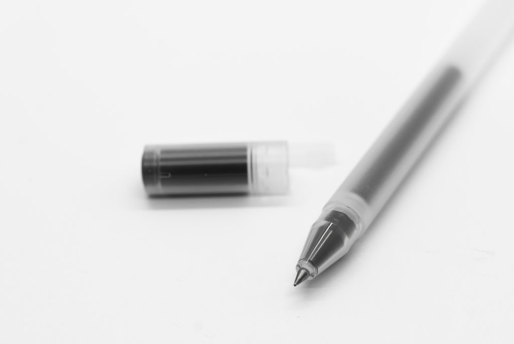 MUJI Gel Ballpoint Pen 0.38 Erfahrungen Test